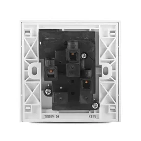 Vivace 13A 3 Pin Flat Switch Socket